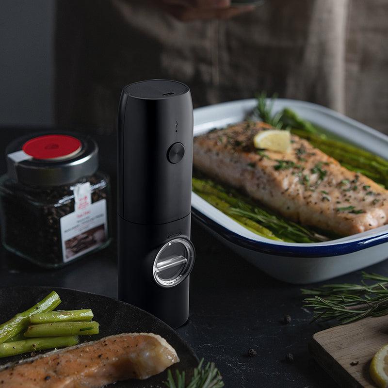 KLT Base Charging Rechargeable Pepper and Salt Electric Grinder with Base Kitchen Tools and Utensils KYMQ-15A&KYMQ-15C - KLT (ZHUHAI KELITONG ELECTRONIC CO., LTD.)